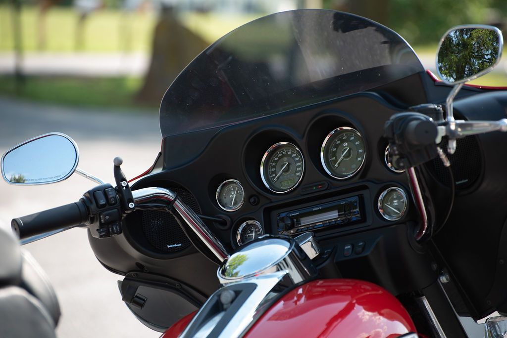 DAS Companies Harley-Davidson Custom Audio 1999-2013 Harley-Davidson Street/Electra Glide - Amplified Premium Sony DSX-M80 Plug & Play Fairing Speaker Bundle