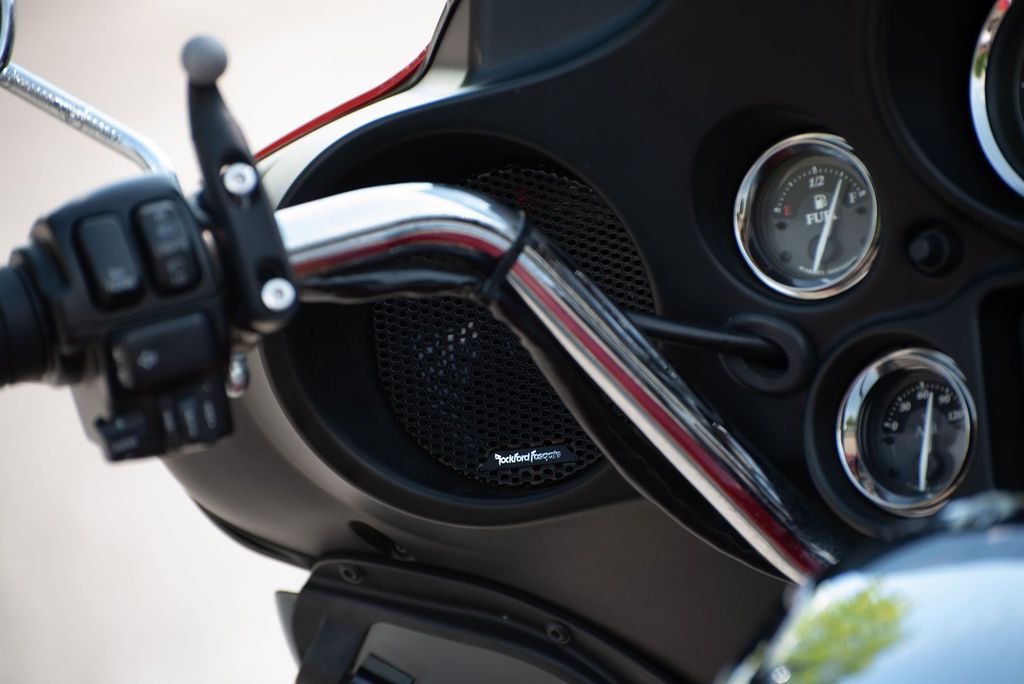 DAS Companies Harley-Davidson Custom Audio 1999-2013 Harley-Davidson Street/Electra Glide - Amplified Premium Sony DSX-M80 Plug & Play Fairing Speaker Bundle